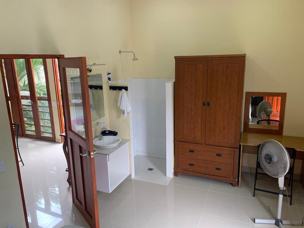 Apartamentos Casa Amarilla Гранада Екстериор снимка