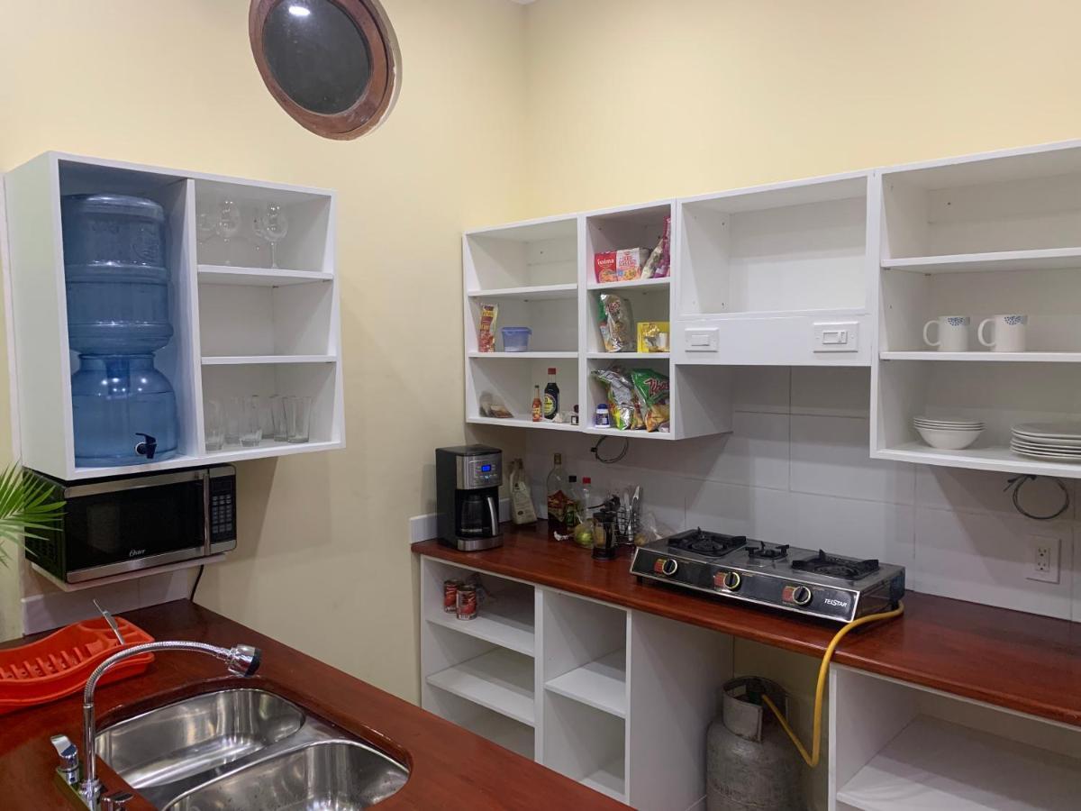 Apartamentos Casa Amarilla Гранада Екстериор снимка