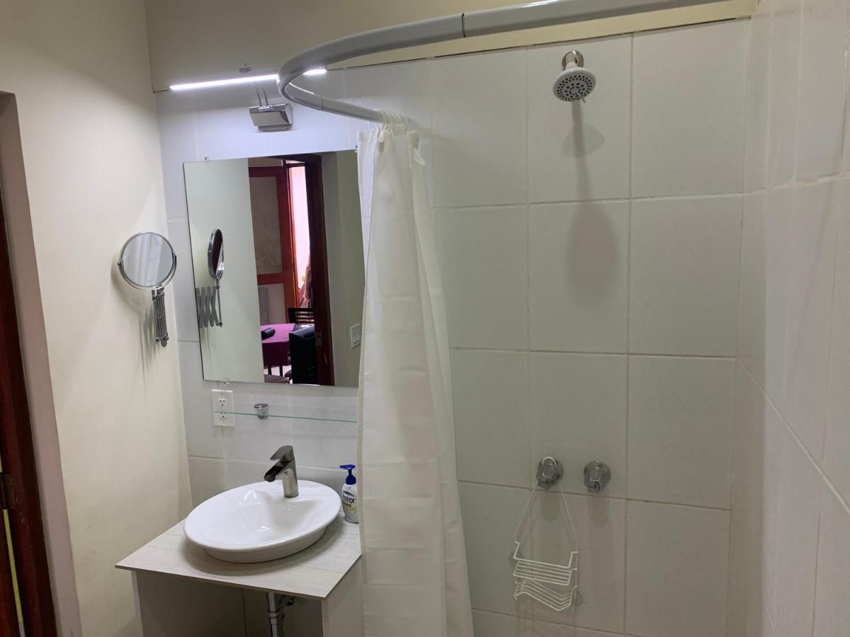 Apartamentos Casa Amarilla Гранада Екстериор снимка