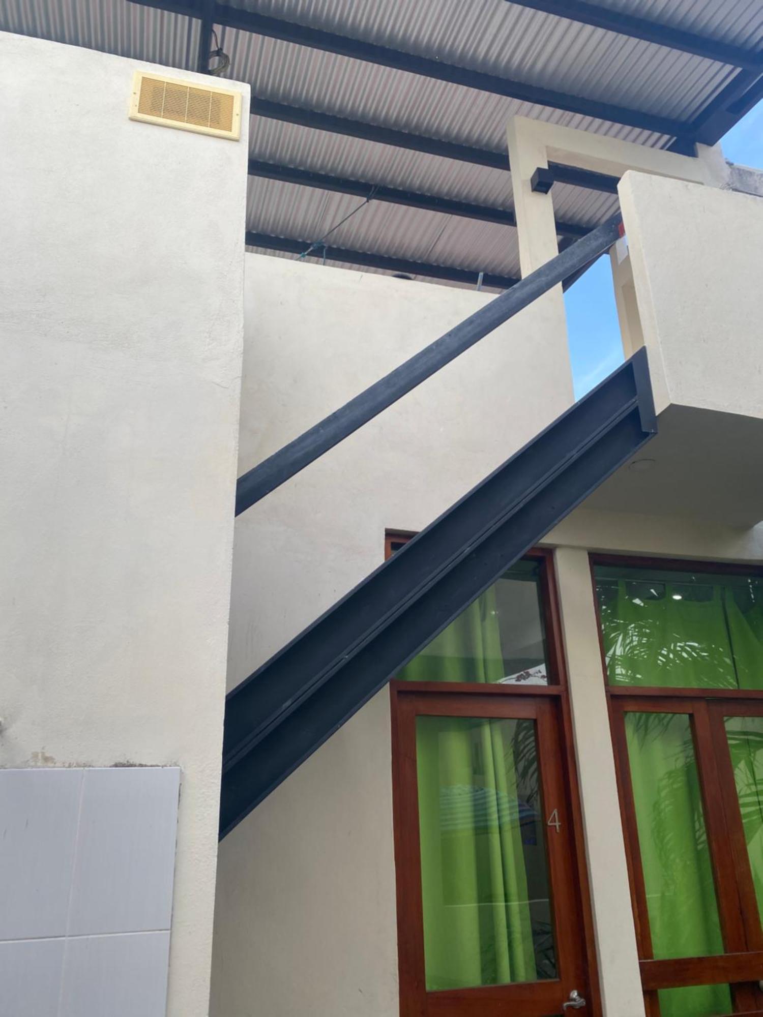 Apartamentos Casa Amarilla Гранада Екстериор снимка