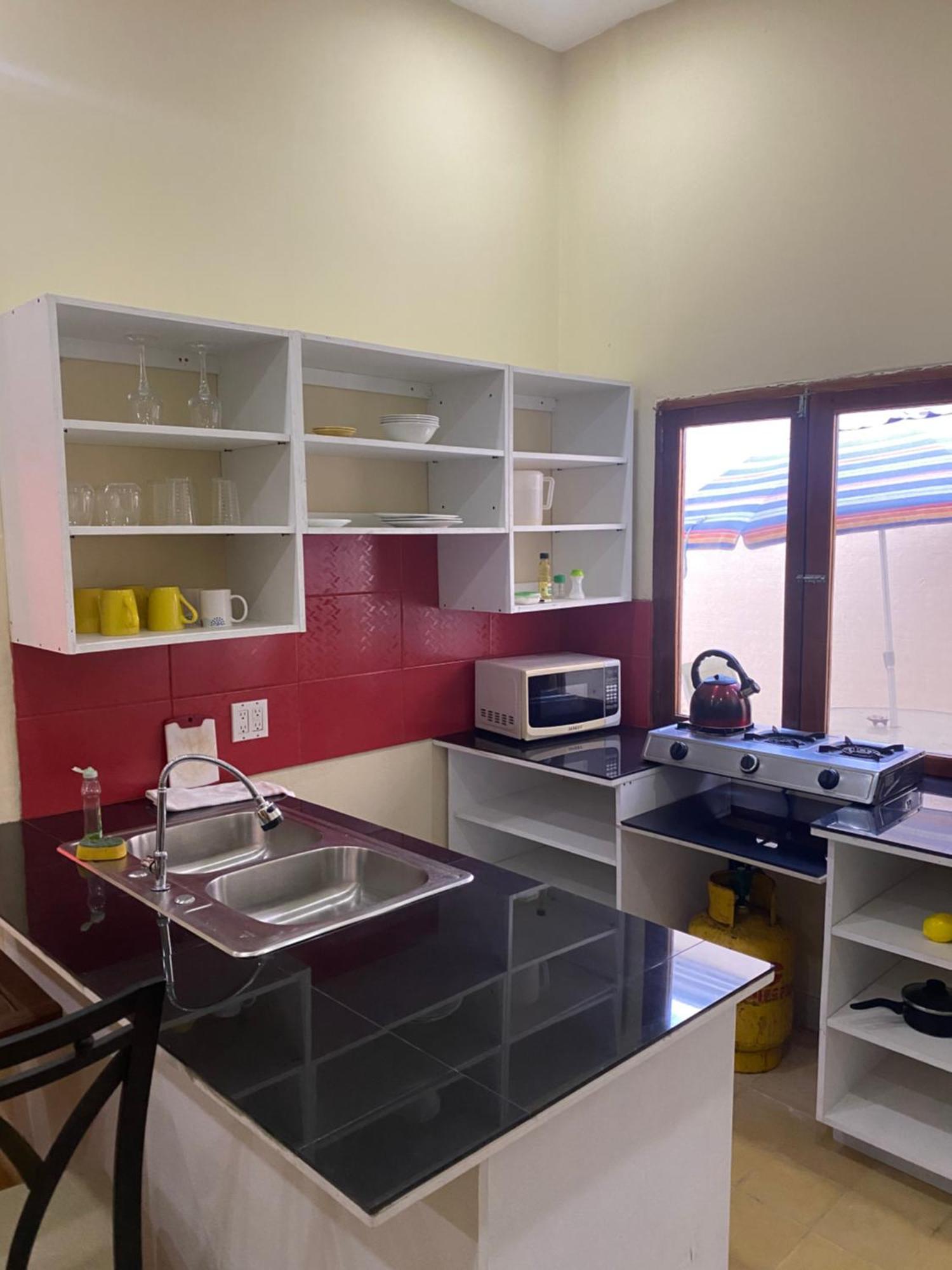 Apartamentos Casa Amarilla Гранада Екстериор снимка