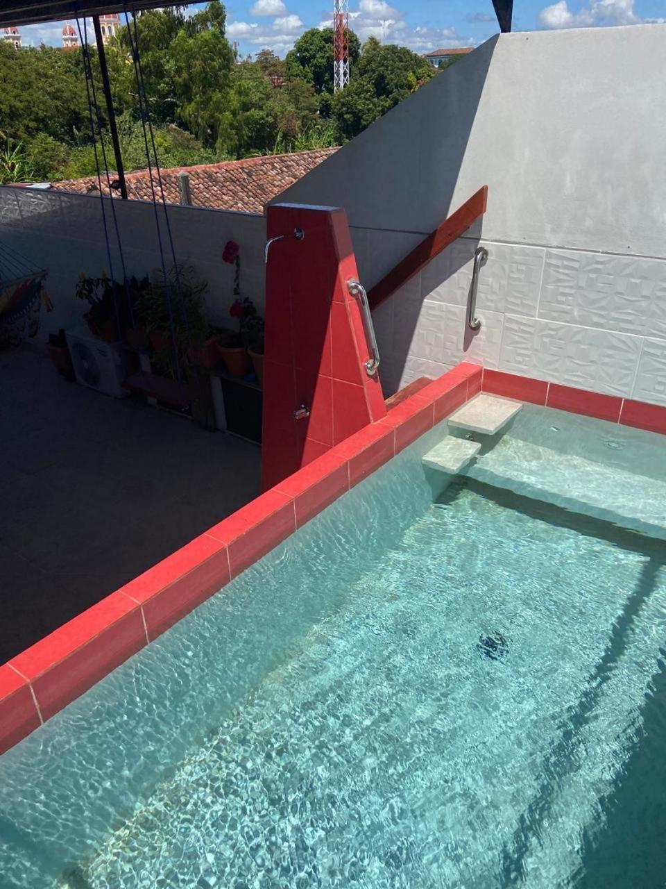 Apartamentos Casa Amarilla Гранада Екстериор снимка